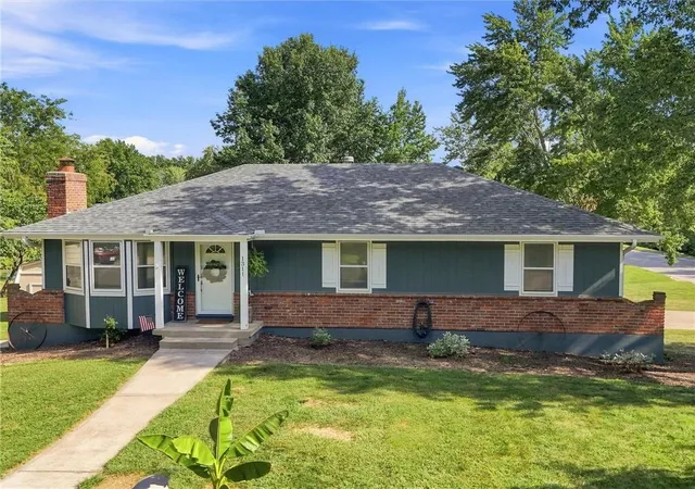 Photo 1 of Sale Pending at 1311 Heather Cir, Kearney, MO 64060 | MLS# 2645381 | Listing updated on 2026-10-05