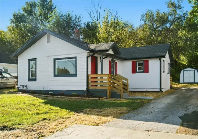 Single family home for sale at 15023 E Truman Rd, Independence, MO 64050 | MLS# 2645386