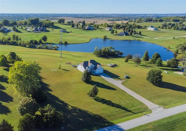 Photo 3 of Single family home for sale at 7725 Huckleberry Rd, Odessa, MO 64076 | MLS# 2645396 | Listing updated on 2026-10-04