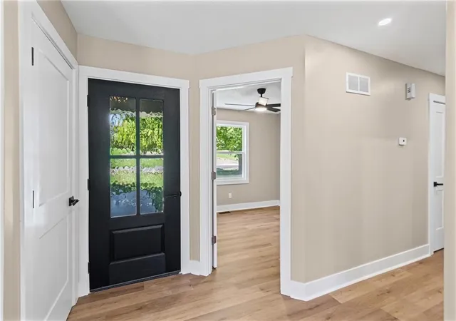 Photo 3 of Single family home for sale at 615 S Camden St, Richmond, MO 64085 | MLS# 2645417 | Listing updated on 2026-10-05