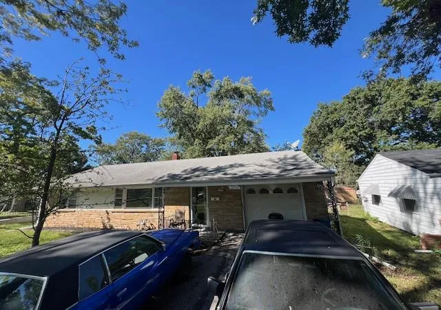 Photo 2 of Single family home for sale at 2504 Westport Rd, Independence, MO 64052 | MLS# 2645432 | Listing updated on 2026-10-06