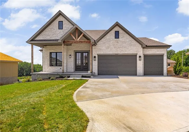 Photo 1 of Single family home for sale at 24621 W 60th Terrace, Shawnee, KS 66226 | MLS# 2645436 | Listing updated on 2026-10-09