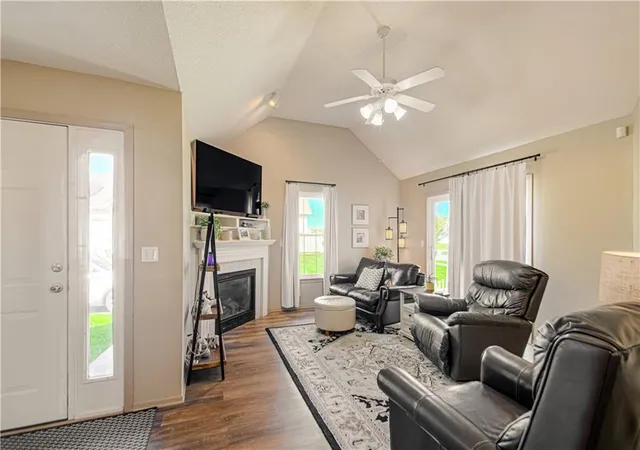 Photo 3 of House for sale at 9807 N Potter Ave, Kansas City, MO 64157 | MLS# 2645438 | Listing updated on 2026-10-09