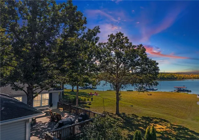Photo 3 of Single family home for sale at 28233 Oxbow Dr, Warsaw, MO 65355 | MLS# 2645444 | Listing updated on 2026-10-10