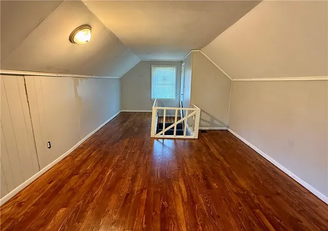 Photo 4 of Single family home for sale at 4324 Myrtle Ave, Kansas City, MO 64130 | MLS# 2645455 | Listing updated on 2026-10-20