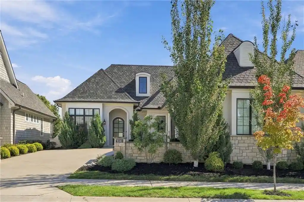 Photo 1 of Single family home for sale at 9341 Linden Reserve Dr, Overland Park, KS 66207 | MLS# 2645463 | Listing updated on 2026-10-26