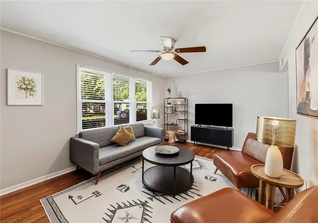 Photo 3 of Single family home for sale at 7621 Conser St, Overland Park, KS 66204 | MLS# 2645467 | Listing updated on 2026-10-05