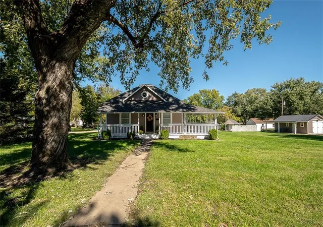 Photo 47 of Single family home for sale at 810 Francis St, Valley Falls, KS 66088 | MLS# 2645477 | Listing updated on 2026-10-05