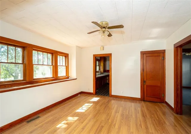 Photo 4 of Single family home for sale at 502 Sycamore St, Valley Falls, KS 66088 | MLS# 2645481 | Listing updated on 2026-10-05