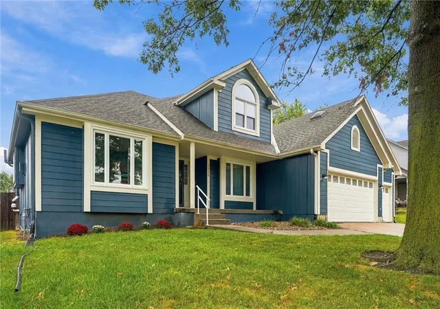 Photo 2 of Single family home for sale at 1516 Wrangler Way, Raymore, MO 64083 | MLS# 2645492 | Listing updated on 2026-10-06