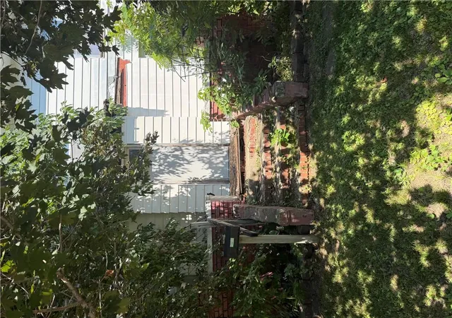 Photo 3 of Single family home for sale at 525 W 1st Street, Maryville, MO 64468 | MLS# 2645497 | Listing updated on 2026-10-05