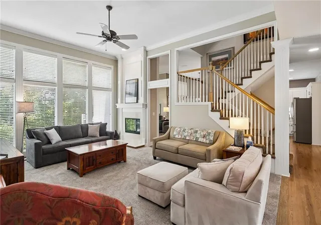 Photo 4 of Single family home for sale at 20405 W 98th Court, Lenexa, KS 66220 | MLS# 2645506 | Listing updated on 2026-10-19