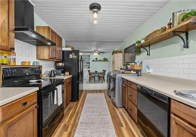 Photo 3 of Single family home for sale at 1031 N 18th Place, Independence, KS 67301 | MLS# 2645507 | Listing updated on 2026-10-05