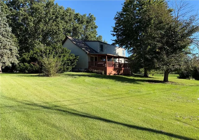 Photo 4 of Single family home for sale at 208 Markham Ct, Brookfield, MO 64628 | MLS# 2645510 | Listing updated on 2026-10-08