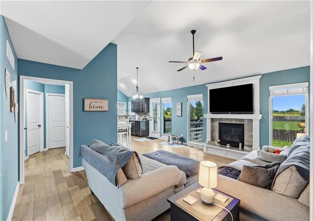Photo 3 of Single family home for sale at 1002 W 10th Avenue, Kearney, MO 64060 | MLS# 2645517 | Listing updated on 2026-10-06