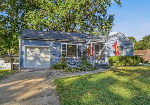 Photo 3 of Single family home for sale at 5522 Linden St, Roeland Park, KS 66205 | MLS# 2645518 | Listing updated on 2026-10-22