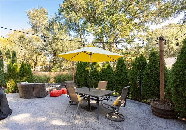 Photo 3 of Single family home for sale at 7647 Fairway St, Prairie Village, KS 66208 | MLS# 2645525 | Listing updated on 2026-10-30