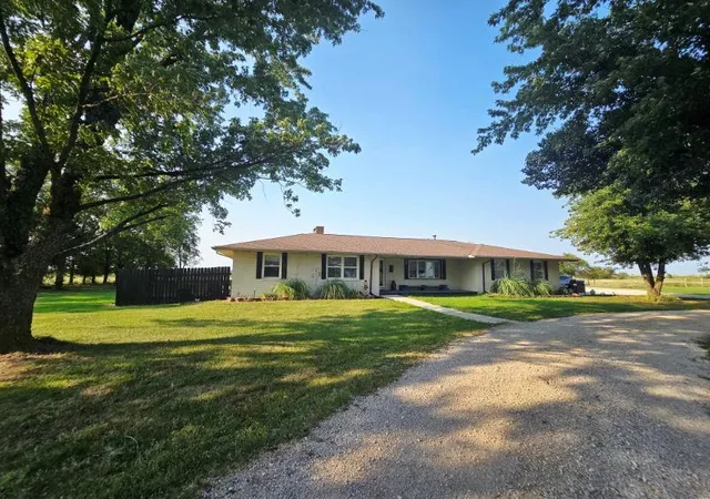 Photo 1 of Single family home for sale at 901 Highway 54, Uniontown, KS 66779 | MLS# 2645532 | Listing updated on 2026-10-06