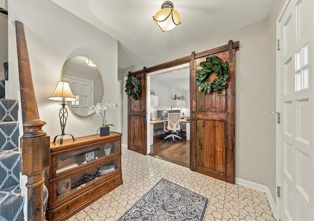 Photo 4 of Single family home for sale at 10417 Oakmont St, Lenexa, KS 66215 | MLS# 2645535 | Listing updated on 2026-10-09