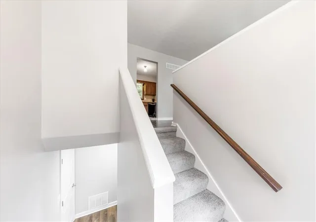 Photo 4 of Single family home for sale at 6739 NW Hilldale Dr, Kansas City, MO 64151 | MLS# 2645547 | Listing updated on 2026-10-06