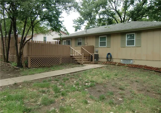 Photo 3 of Single family home for sale at 3401 S Ellison Way, Independence, MO 64055 | MLS# 2645548 | Listing updated on 2026-10-07