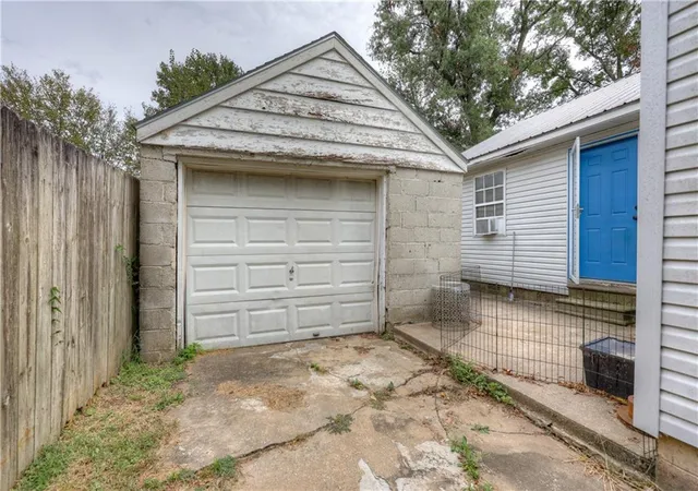 Photo 27 of Single family home for sale at 516 S Vermont, Columbus, KS 66725 | MLS# 2645560 | Listing updated on 2026-10-08