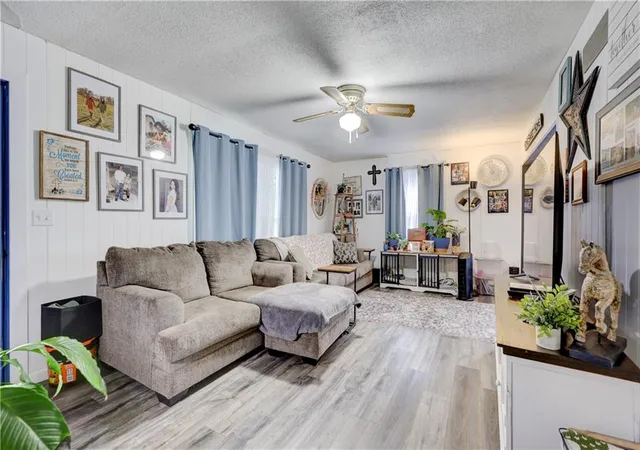 Photo 3 of Single family home for sale at 516 S Vermont, Columbus, KS 66725 | MLS# 2645560 | Listing updated on 2026-10-08