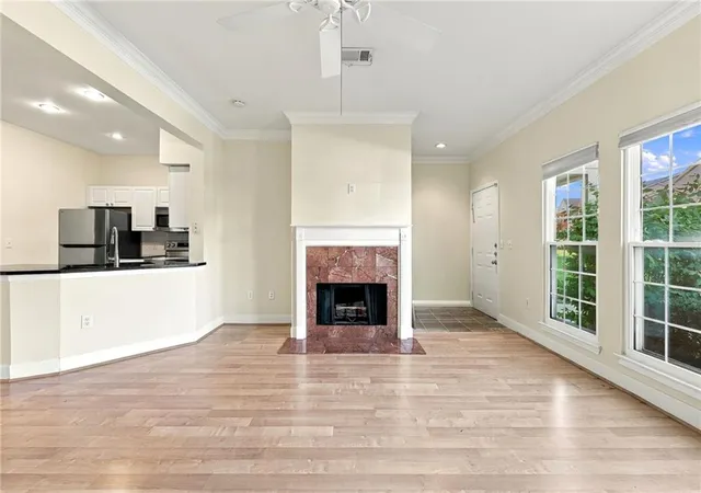 Photo 3 of Townhouse for sale at 11603 Tomahawk Crk Pkwy #G, Leawood, KS 66211 | MLS# 2645563 | Listing updated on 2026-10-06