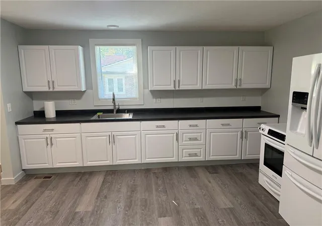 Photo 2 of Single family home for sale at 932 Ash St, Ottawa, KS 66067 | MLS# 2645566 | Listing updated on 2026-10-05