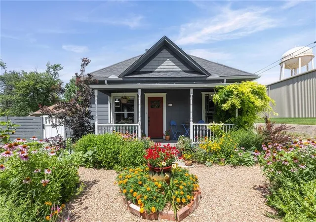Photo 1 of Sale Pending at 214 South 8th St, Humboldt, KS 66748 | MLS# 2645571 | Listing updated on 2026-10-09