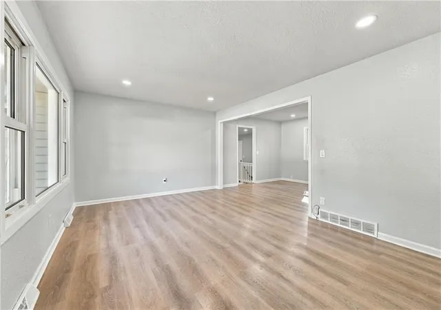 Photo 3 of Single family home for sale at 9119 W 87th Terrace, Overland Park, KS 66212 | MLS# 2645574 | Listing updated on 2026-10-23