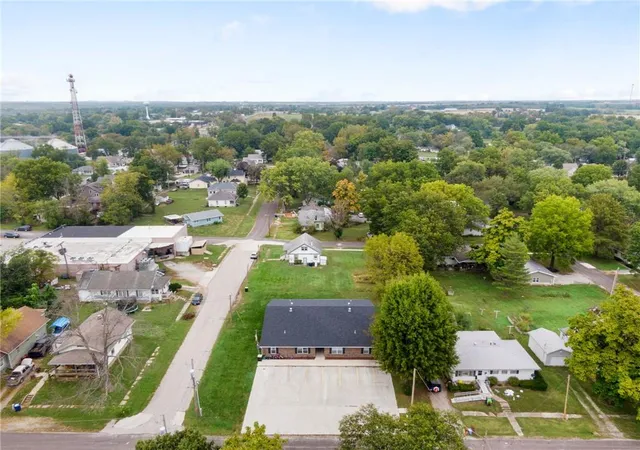 Photo 27 of Multi family home for sale at 201 Highland St, Sweet Springs, MO 65351 | MLS# 2645583 | Listing updated on 2026-10-06