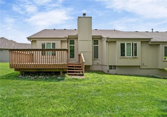 Photo 2 of Townhouse for sale at 510 Nw Ashurst Pl, Lee's Summit, MO 64081 | MLS# 2645594 | Listing updated on 2026-10-10