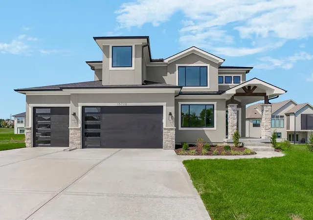 Single family home for sale at 11720 W 181st Street, Overland Park, KS 66013 | MLS# 2645596