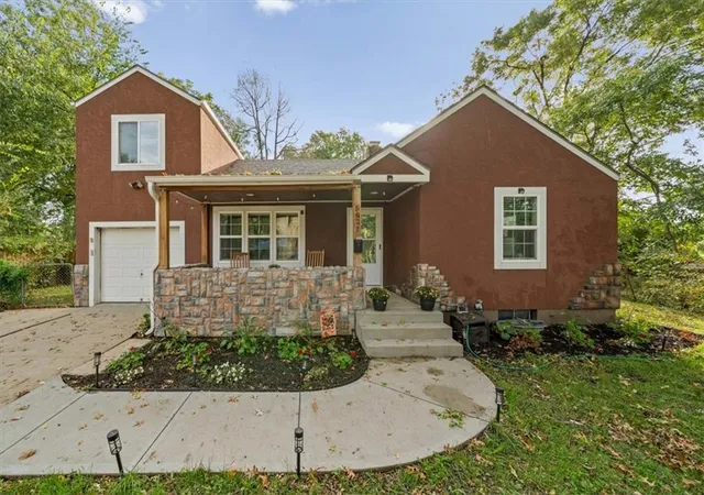 Photo 1 of Sale Pending at 5821 Appleton Ave, Raytown, MO 64133 | MLS# 2645599 | Listing updated on 2026-10-15