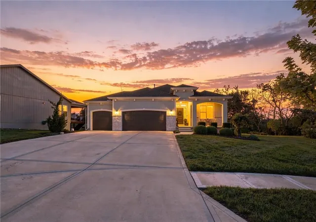 Photo 3 of Single family home for sale at 18804 189th Street, Spring Hill, KS 66083 | MLS# 2645601 | Listing updated on 2026-10-15
