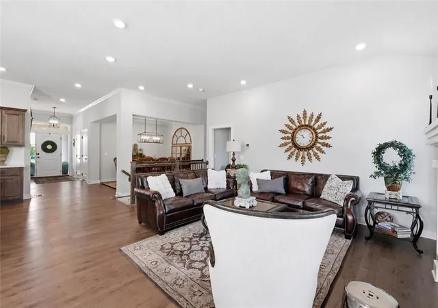 Photo 4 of Single family home for sale at 18804 189th Street, Spring Hill, KS 66083 | MLS# 2645601 | Listing updated on 2026-10-15