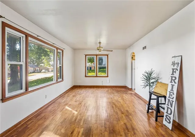 Photo 4 of Single family home for sale at 1024 Orchard Ave, Liberty, MO 64068 | MLS# 2645603 | Listing updated on 2026-10-09