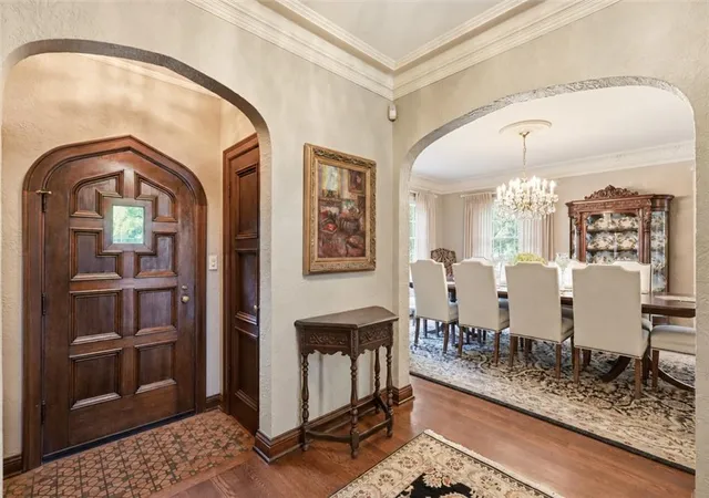 Photo 3 of Single family home for sale at 1010 W 65th Street, Kansas City, MO 64113 | MLS# 2645613 | Listing updated on 2026-10-20