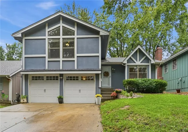 Photo 1 of Single family home for sale at 6500 N Jarboe St, Kansas City, MO 64118 | MLS# 2645615 | Listing updated on 2026-10-08