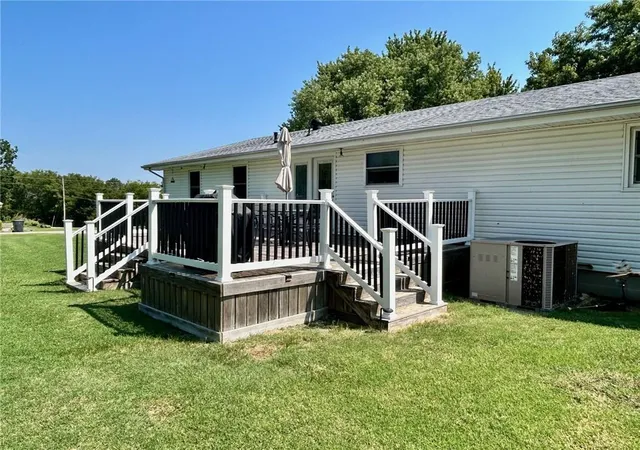 Photo 18 of Single family home for sale at 111 Woodcliffe Dr, Oswego, KS 67356 | MLS# 2645625 | Listing updated on 2026-10-07