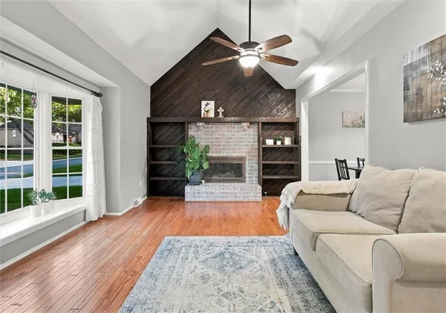 Photo 3 of Single family home for sale at 13929 S Summertree Ln, Olathe, KS 66062 | MLS# 2645629 | Listing updated on 2026-10-08