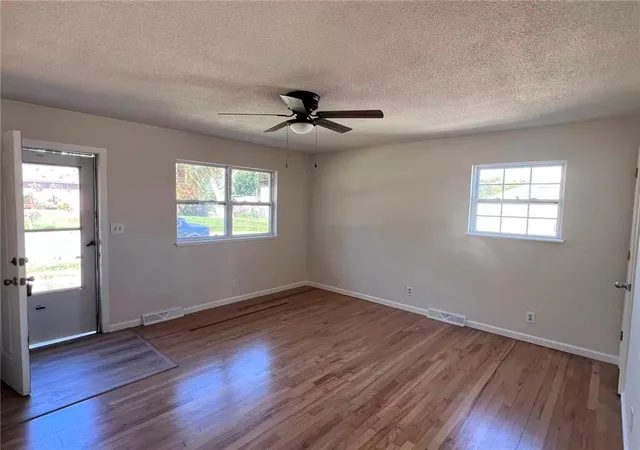 Photo 2 of Multi family home for sale at 5013/5015 N Bellaire Ave, Kansas City, MO 64119 | MLS# 2645632 | Listing updated on 2026-10-18