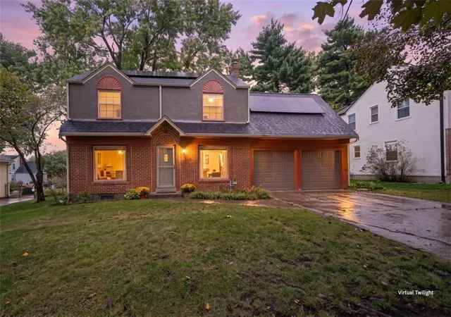 Single family home for sale at 440 E 79th Terrace, Kansas City, MO 64131 | MLS# 2645644
