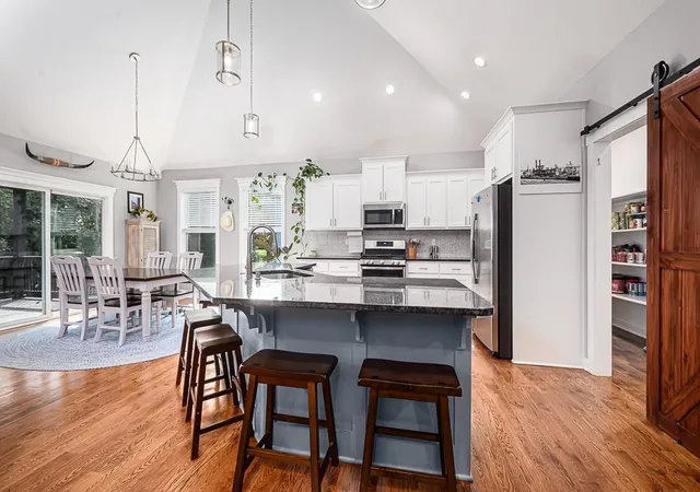 Photo 3 of Single family home for sale at 12809 Hubbard Rd, Kansas City, KS 66109 | MLS# 2645645 | Listing updated on 2026-10-14