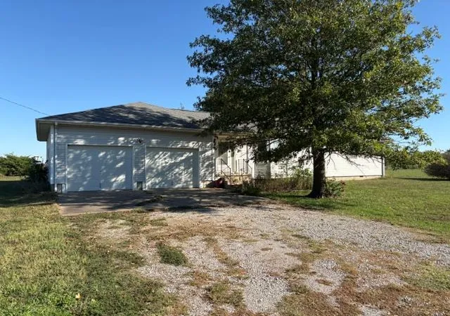 Photo 1 of Single family home for sale at 14085 Ness Rd, Altamont, KS 67330 | MLS# 2645649 | Listing updated on 2026-10-07