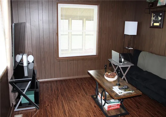 Photo 3 of Single family home for sale at 106 Carlton St, Pittsburg, KS 66762 | MLS# 2645650 | Listing updated on 2026-10-08