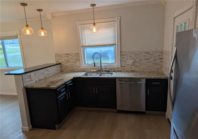Photo 3 of Single family home for sale at 307 E Black Diamond St, Richmond, MO 64085 | MLS# 2645663 | Listing updated on 2026-10-06