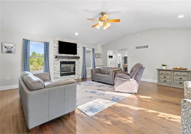 Photo 4 of Single family home for sale at 10908 S Outer Belt Rd, Lone Jack, MO 64070 | MLS# 2645677 | Listing updated on 2026-10-07