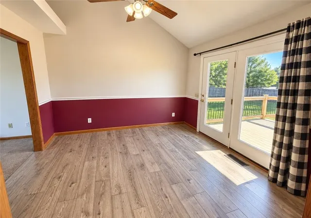 Photo 17 of Single family home for sale at 5302 Stoneridge Dr, Saint Joseph, MO 64507 | MLS# 2645682 | Listing updated on 2026-10-20